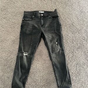 Zara Men’s cropped jeans 
Black wash color
Size 34